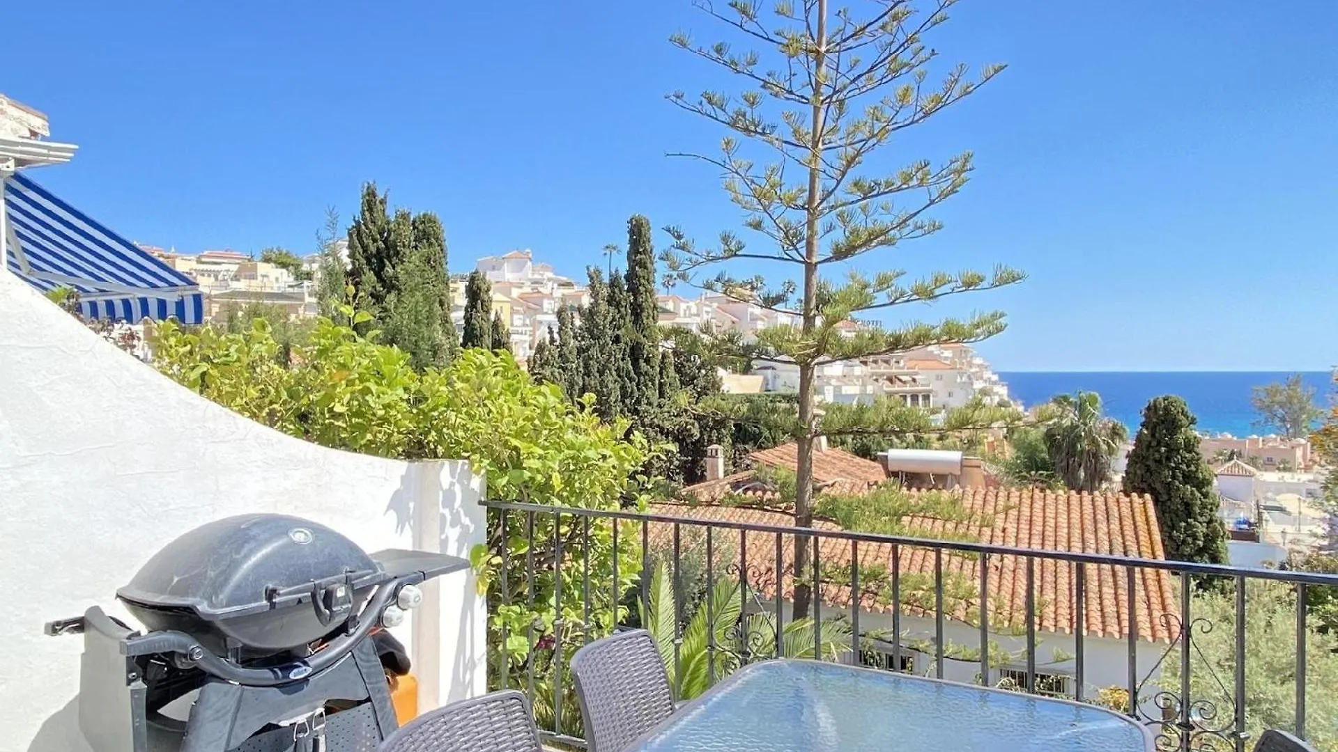 Tatil Evi Ferienhaus Fuer 4 Personen Ca 100 Qm In Nerja, Andalusien Costa Del Sol
